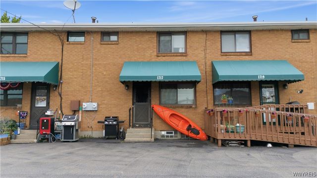 1717 Orchard Park Road, West Seneca, NY 14224