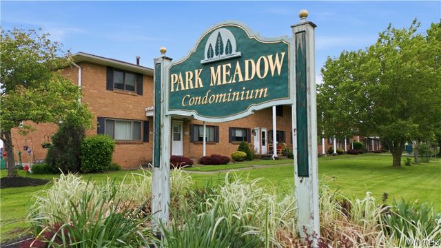 1717 Orchard Park Road, West Seneca, NY 14224