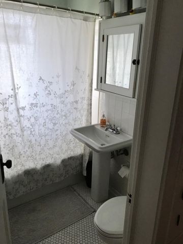 3520 Pillsbury Avenue S, Minneapolis, MN 55408