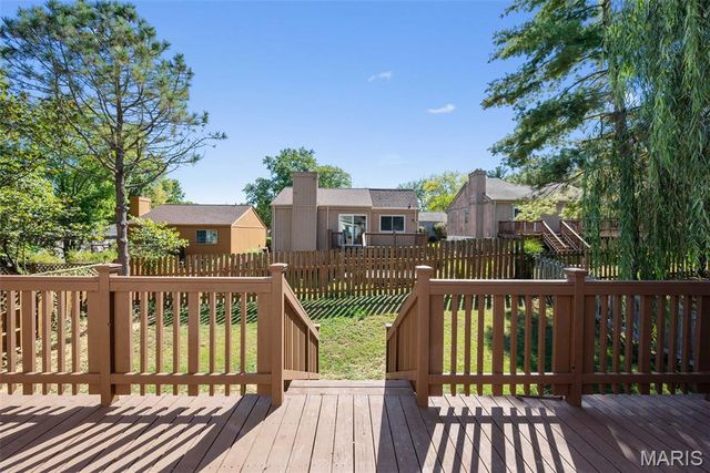 1634 Award Drive, Manchester, MO 63021