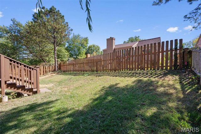 1634 Award Drive, Manchester, MO 63021