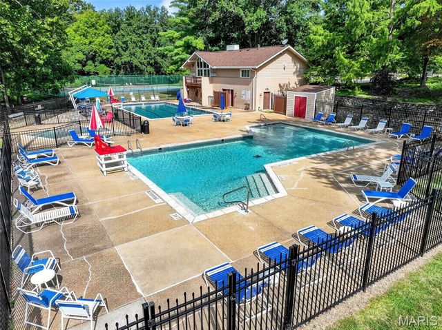 1634 Award Drive, Manchester, MO 63021