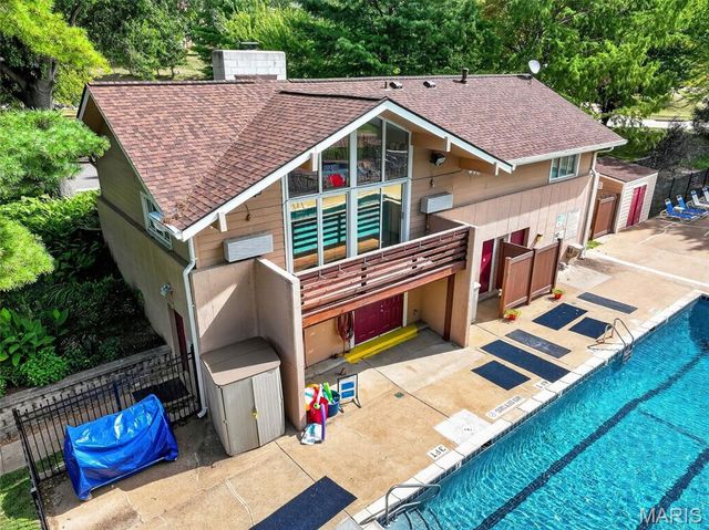 1634 Award Drive, Manchester, MO 63021