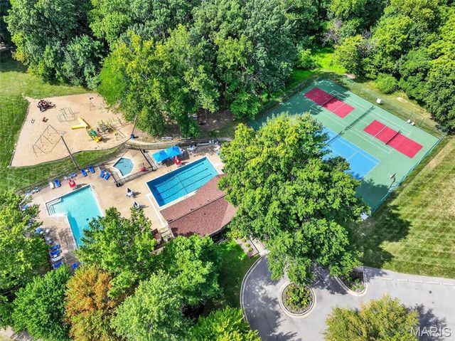 1634 Award Drive, Manchester, MO 63021