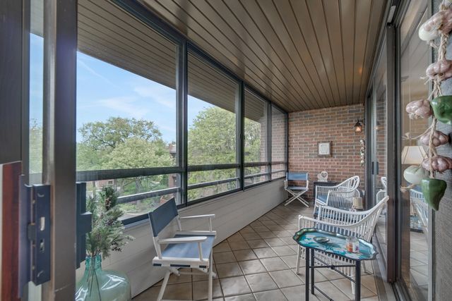 910 Ridge Road 405, Munster, IN 46321