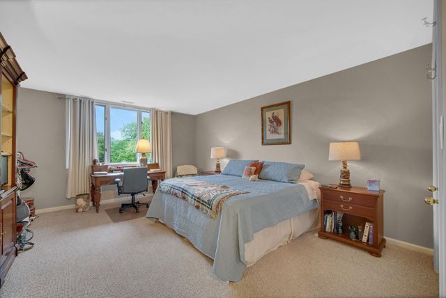 910 Ridge Road 405, Munster, IN 46321