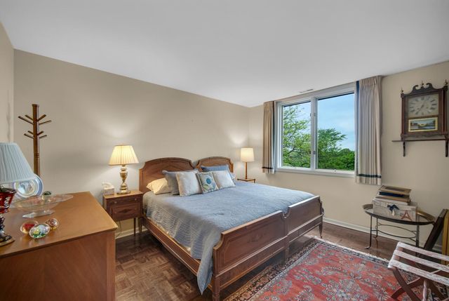 910 Ridge Road 405, Munster, IN 46321