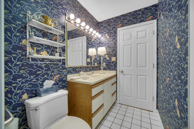 910 Ridge Road 405, Munster, IN 46321