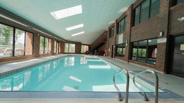 910 Ridge Road 405, Munster, IN 46321