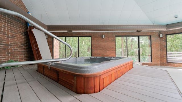 910 Ridge Road 405, Munster, IN 46321