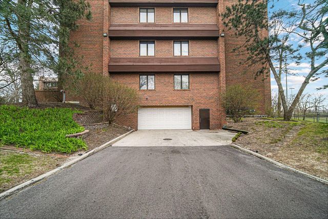 910 Ridge Road 405, Munster, IN 46321