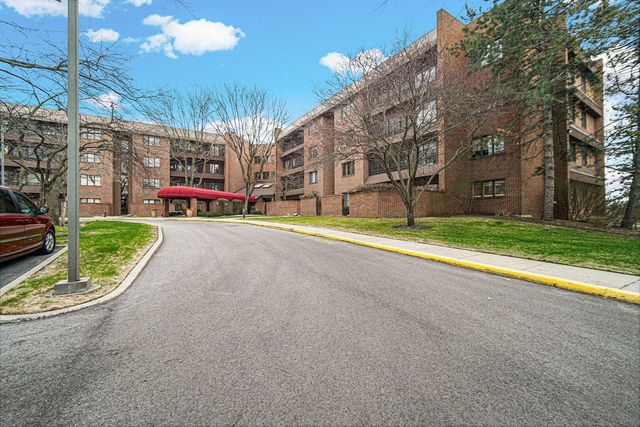 910 Ridge Road 405, Munster, IN 46321