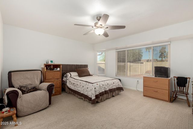 13718 W GABLE HILL Drive, Sun City West, AZ 85375