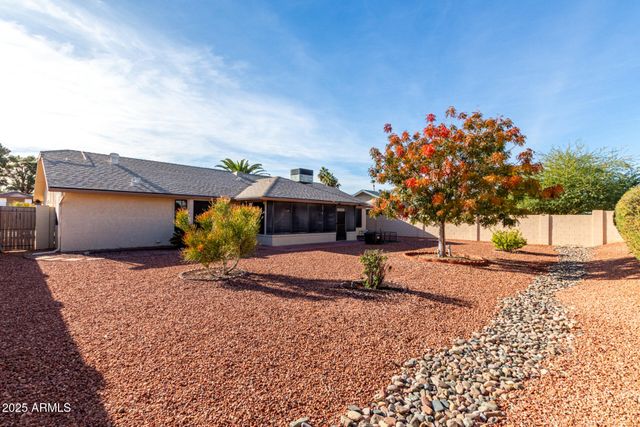 13718 W GABLE HILL Drive, Sun City West, AZ 85375