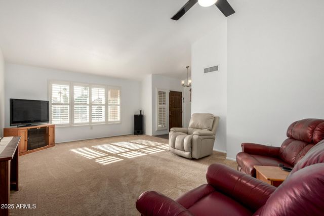 13718 W GABLE HILL Drive, Sun City West, AZ 85375