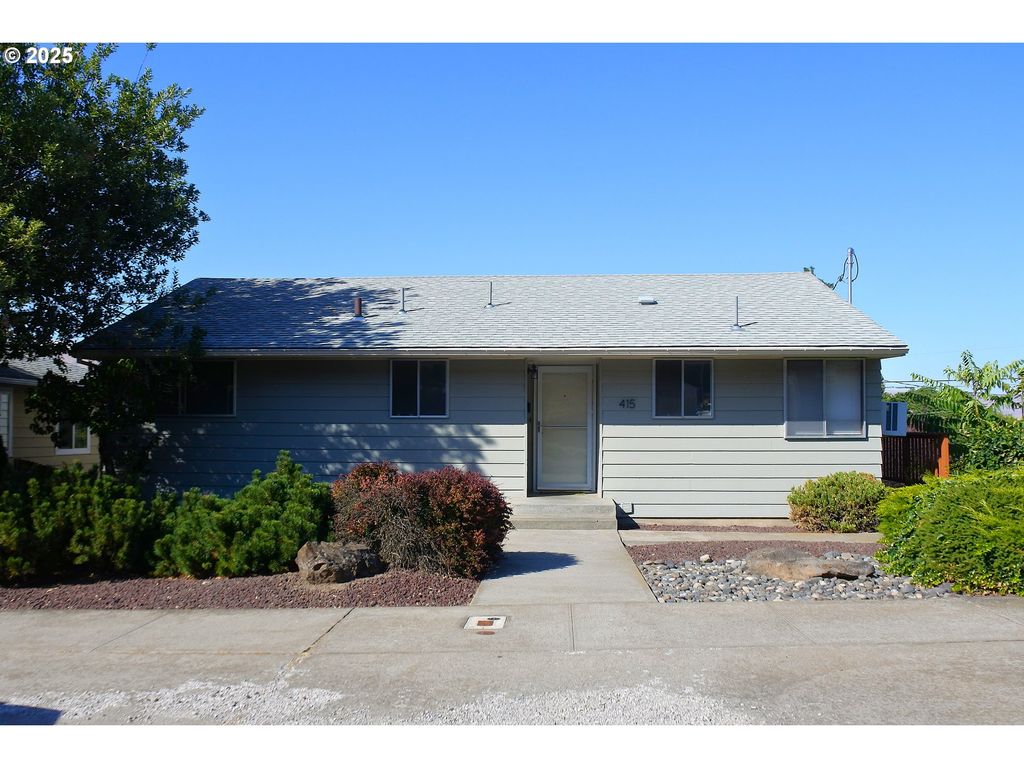 415 W 14TH St, The Dalles, OR 97058
