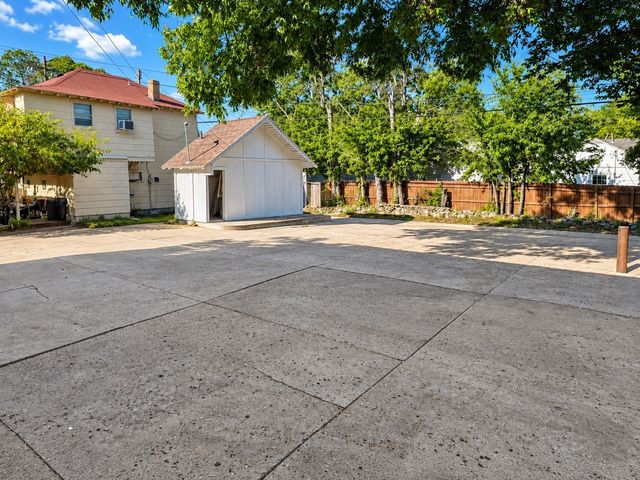 3254 S University Drive, Fort Worth, TX 76109