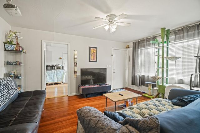 1479 Ebener Street, Redwood City, CA 94061