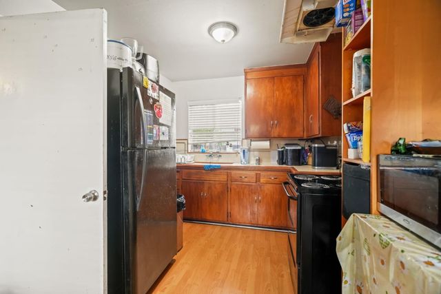 1479 Ebener Street, Redwood City, CA 94061