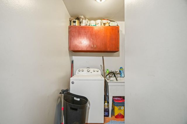 1479 Ebener Street, Redwood City, CA 94061