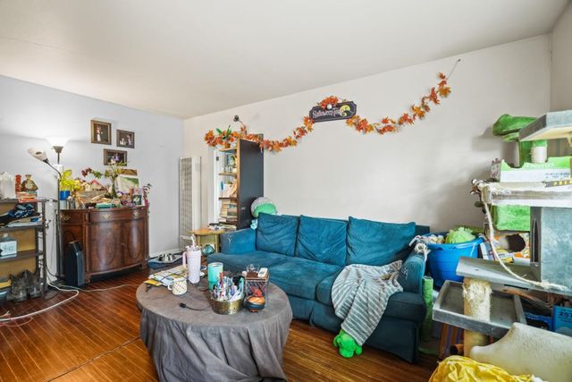 1479 Ebener Street, Redwood City, CA 94061