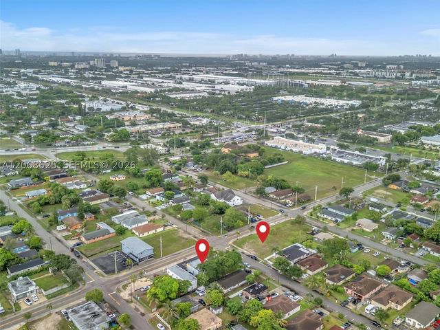 NW 27th Ave, Pompano Beach, FL 33069
