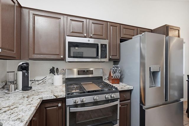 7993 E Blindweed Drive, Tucson, AZ 85710