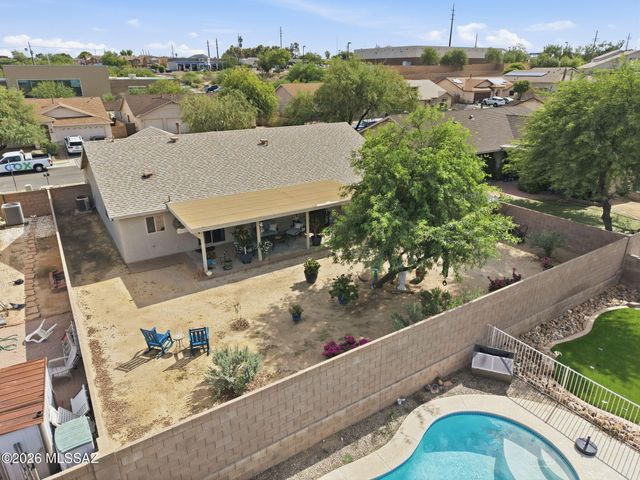 7993 E Blindweed Drive, Tucson, AZ 85710