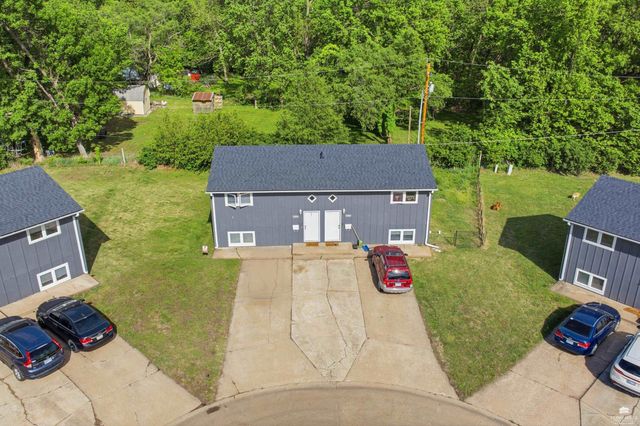 3305-3307 Fairman Circle, Manhattan, KS 66503