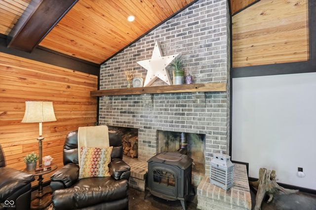 7310 Salmon Drive, Nineveh, IN 46164