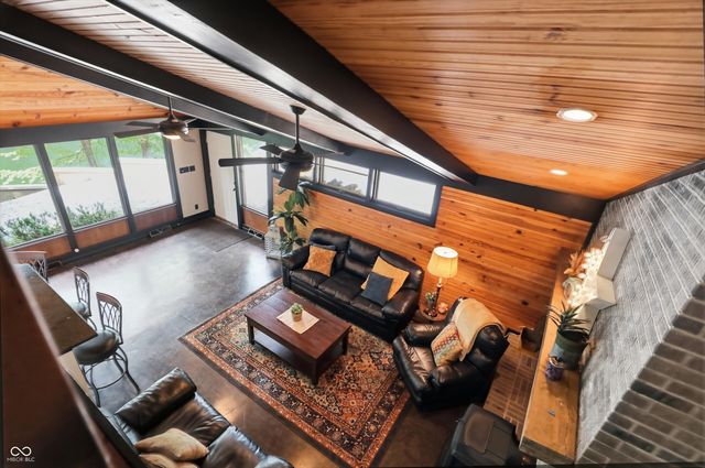 7310 Salmon Drive, Nineveh, IN 46164