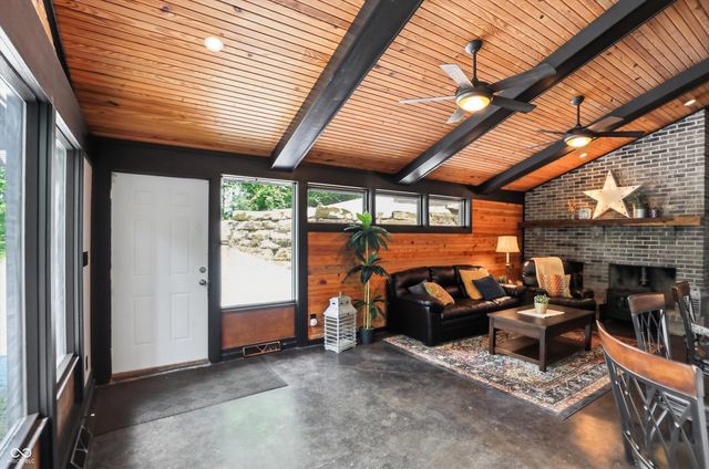 7310 Salmon Drive, Nineveh, IN 46164