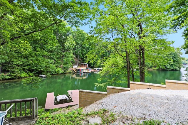 7310 Salmon Drive, Nineveh, IN 46164