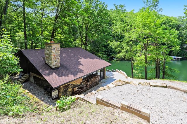7310 Salmon Drive, Nineveh, IN 46164