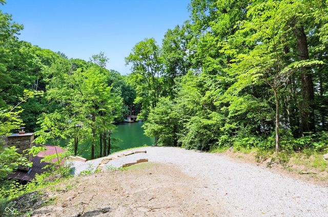 7310 Salmon Drive, Nineveh, IN 46164