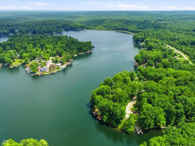 7310 Salmon Drive, Nineveh, IN 46164