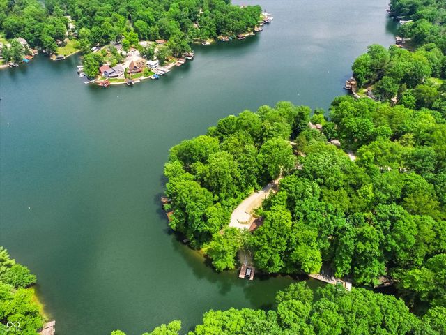 7310 Salmon Drive, Nineveh, IN 46164
