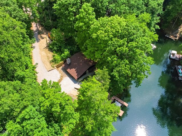 7310 Salmon Drive, Nineveh, IN 46164