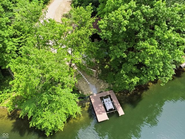 7310 Salmon Drive, Nineveh, IN 46164