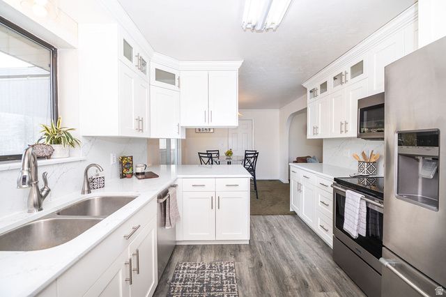 11 E BONNEVILLE DR, Bountiful, UT 84010