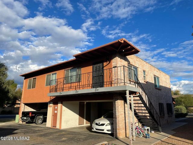 6785 E Calle La Paz Unit B, Tucson, AZ 85715