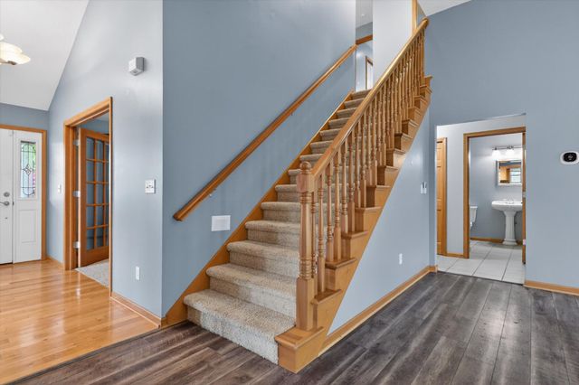 2112 Scenic Hills Drive, Leoni Twp, MI 49201