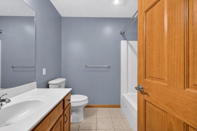 2112 Scenic Hills Drive, Leoni Twp, MI 49201