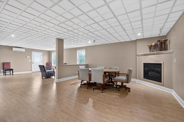 2112 Scenic Hills Drive, Leoni Twp, MI 49201