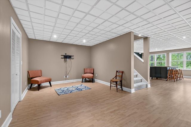 2112 Scenic Hills Drive, Leoni Twp, MI 49201