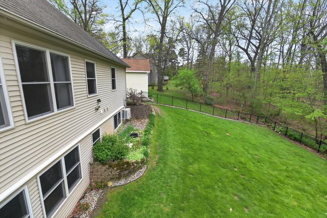 2112 Scenic Hills Drive, Leoni Twp, MI 49201