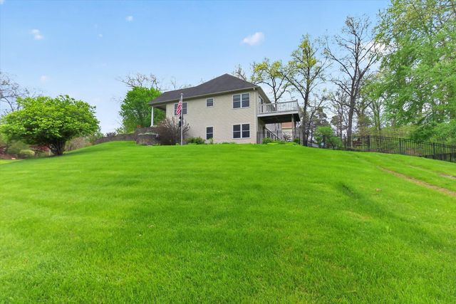 2112 Scenic Hills Drive, Leoni Twp, MI 49201