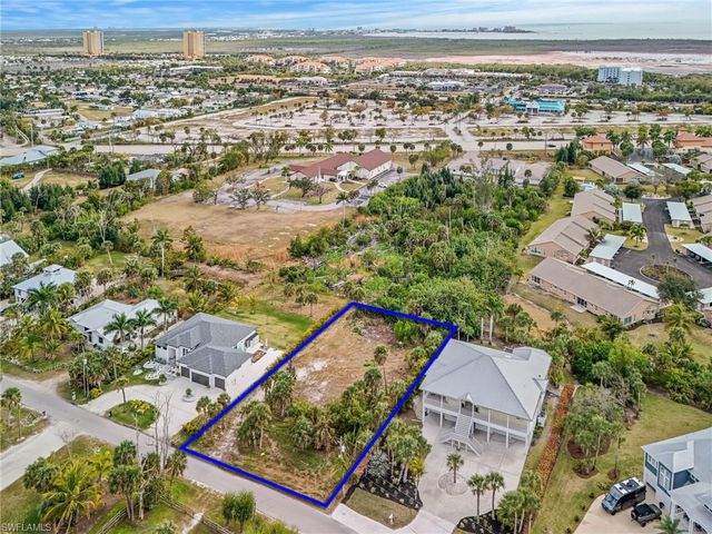 13407 Electron DR, Fort Myers, FL 33908