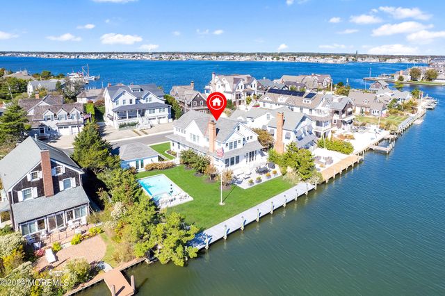 921 Lagoon Lane N, Mantoloking, NJ 08738