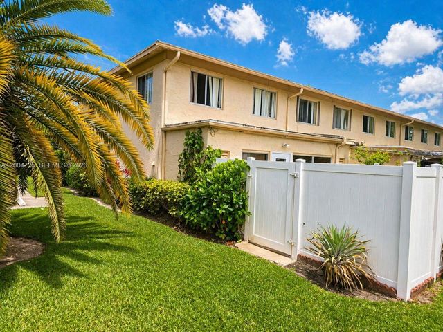 1531 NW 80th Avenue I, Margate, FL 33063